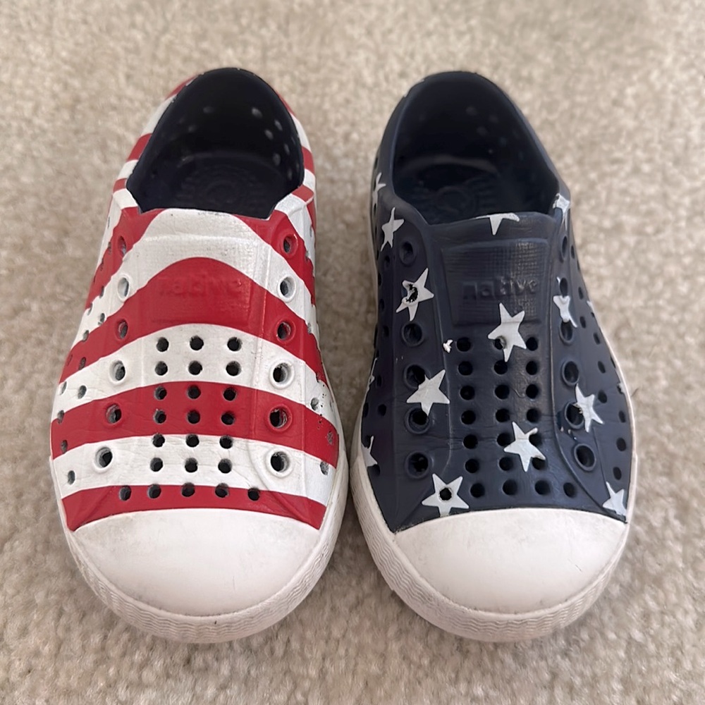 Native Jefferson Americana Shoe size C6